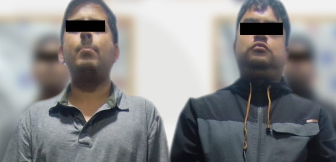 Detienen a dos por robo con violencia a conductor