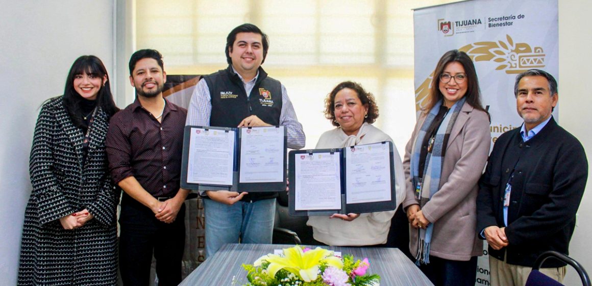Municipio firma convenio con preparatoria Lázaro Cárdenas II