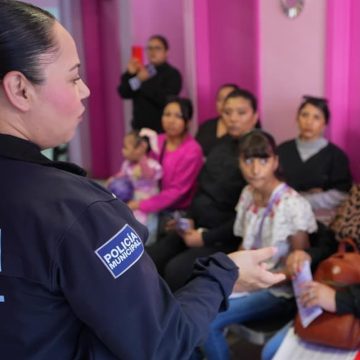 Refuerza SSPCM prevención de la violencia familiar con capacitación en Cemujer