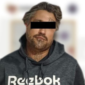 Detiene Policía Municipal a una persona por violencia familiar