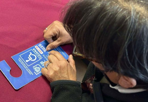 Renuevan más de 19 mil engomados 2026 para tarjetón de discapacidad