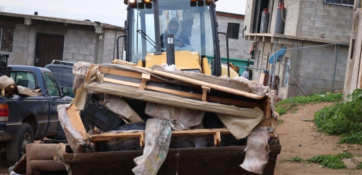 Retiran 27 toneladas de basura en distintas colonias