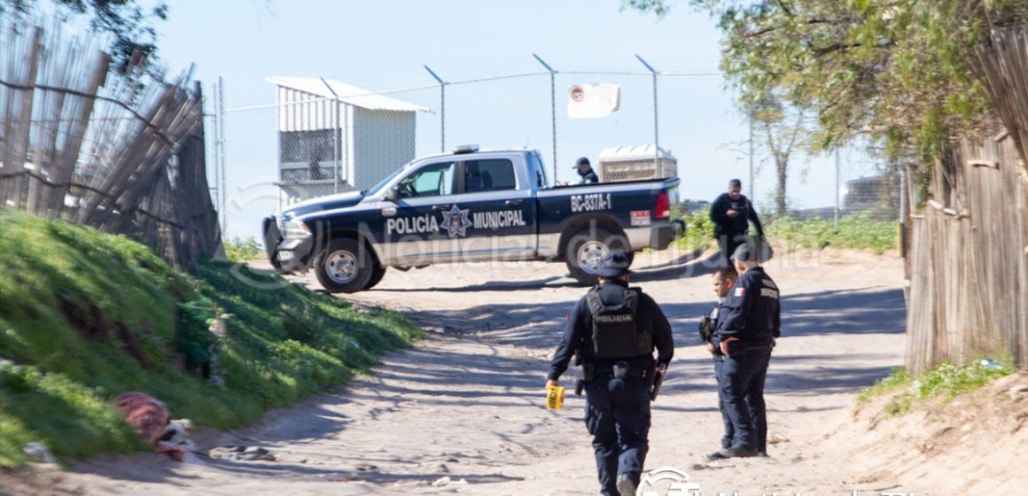 Vecinos de la colonia Rancho El Potrero localizan cuerpo sin vida