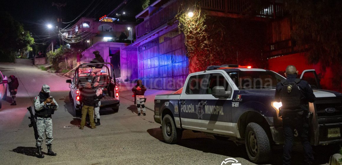 Localizan cuerpo encobijado en la colonia Manuel Paredes