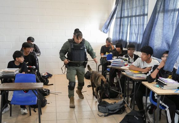 Implementan inspección preventiva en secundaria del Altiplano