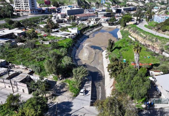 Dan mantenimiento permanente a 32 tanques desarenadores de Tijuana