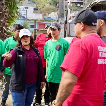 4 Mantienen atención a familias afectadas por incendio en Rancho Las Flores