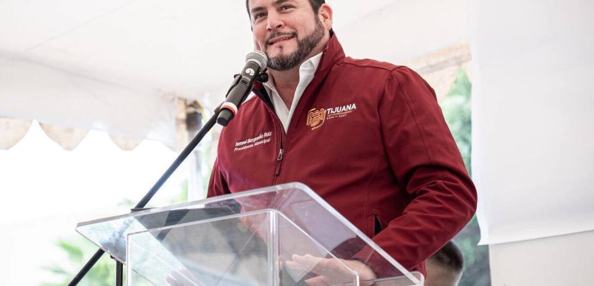 Ismael Burgueño arranca 2026 con acciones de limpieza urbana en Tijuana