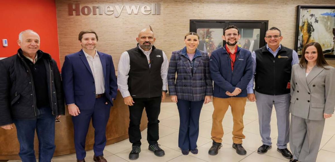 611170916_1423254592505555_8662975741786049178_n Marina del Pilar destaca el talento bajacaliforniano durante visita a Honeywell en Mexicali