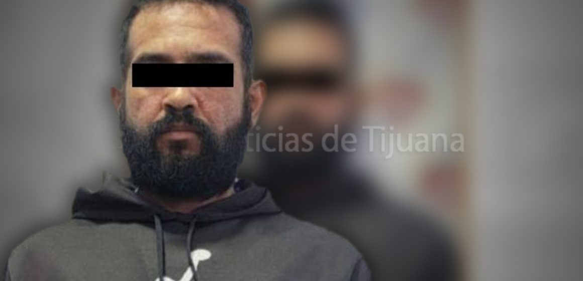 cvbf Detienen a presunto asaltante en puente peatonal de la Zona Río