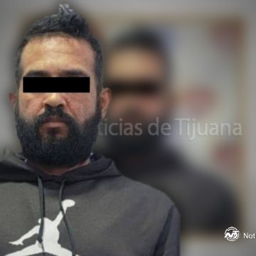 Detienen a presunto asaltante en puente peatonal de la Zona Río
