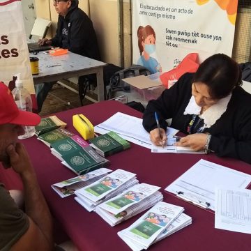 Secretaría de salud beneficia a 20 mil migrantes en 2025