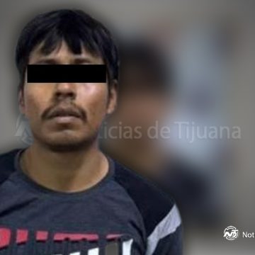 Detienen a hombre con “cristal” y ofrece 150 pesos para comprar su libertad