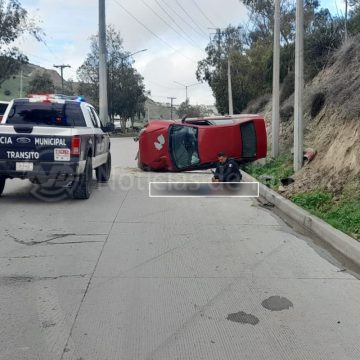 Muere conductor tras fuerte accidente en el Libramiento Salvador Rosas Magallón