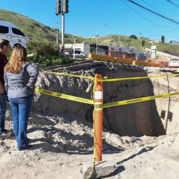Retrasan obras del Colector Ensenada por terreno rocoso en el bulevar Cuauhtémoc Sur