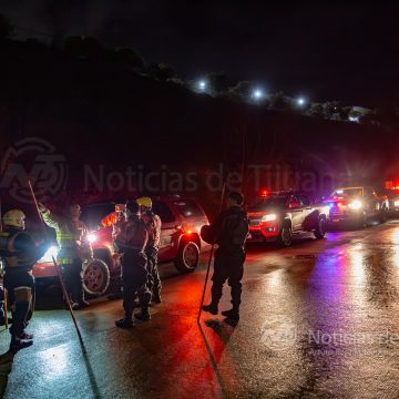 Padre desaparece tras salvar a su hija de la corriente