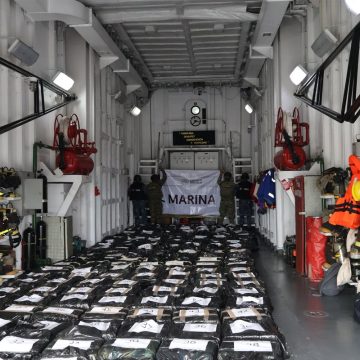 Aseguran 188 bultos con presunta cocaína en operativo conjunto