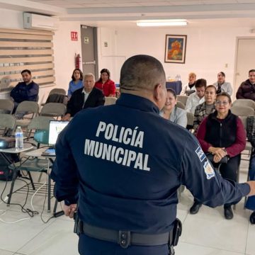 Capacita SSPCM en seguridad personal a integrantes del Colegio de Cirujanos Dentistas