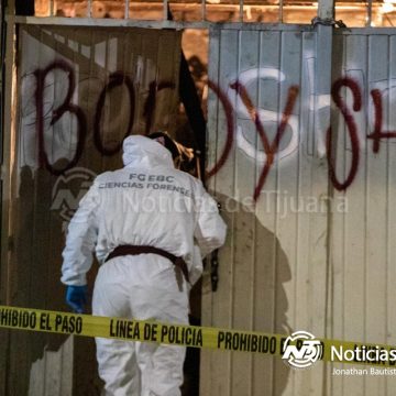 Ejecutan a Martín dentro de su casa en Ciudad Jardín; sicarios huyen en Explorer