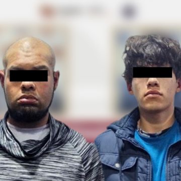 Detienen a dos hombres armados con droga y cartuchos
