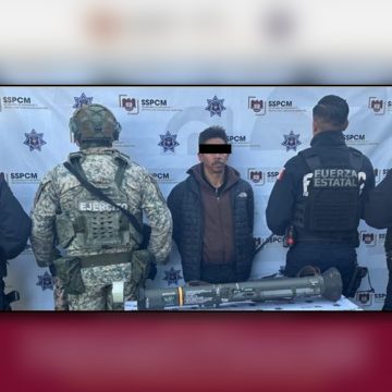 Detienen a sujeto con lanzacohetes y orden de aprehensión por homicidio