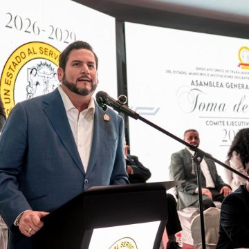 Burgueño refrenda coordinación con Sindicato de Burócratas