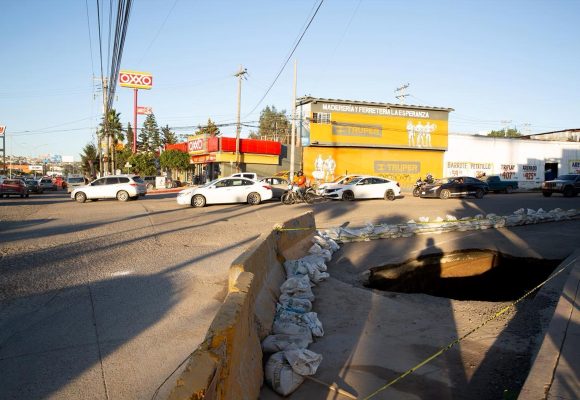 Al fin repararán socavón en bulevar Hisense; habrá cierres y desvíos