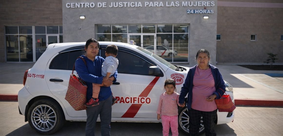 Facilitan acceso al CEJUM San Quintín con servicio de taxi sin costo