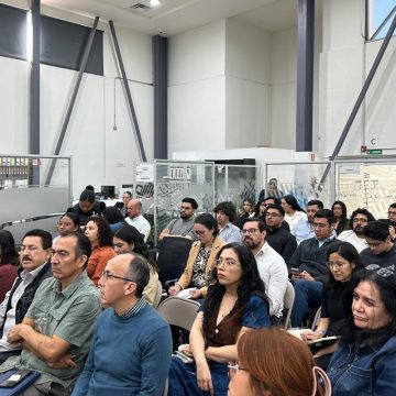 Capacitan a personal municipal en perspectiva de género