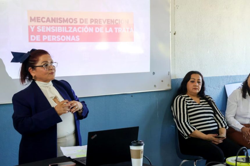 Capacitan a docentes de secundaria en prevención de trata de personas