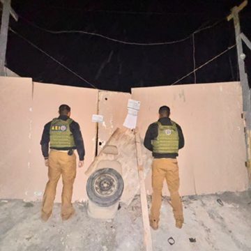 Fiscalía cateó un domicilio y aseguró dos vehículos robados