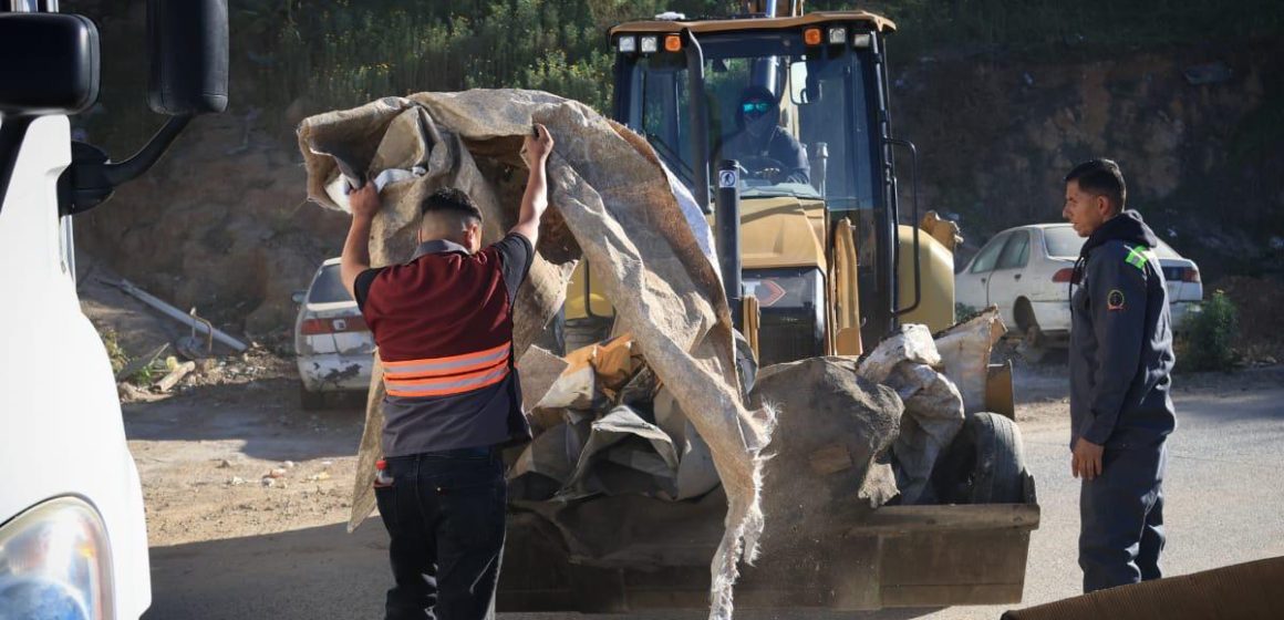 Avanza programa Ciudad Limpia en colonias de Otay Centenario y Sánchez Taboada