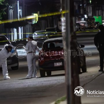 Hallazgo en la colonia Castillo: abandonan vehículo con restos humanos en la cajuela