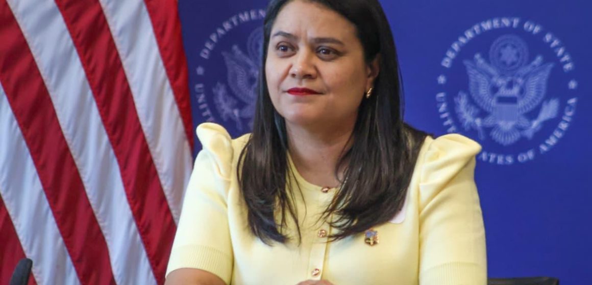 Refuerzan coordinación contra trata y atención a migrantes en BC