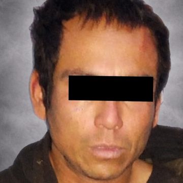 Detienen a hombre por violencia familiar en Lomas del Valle