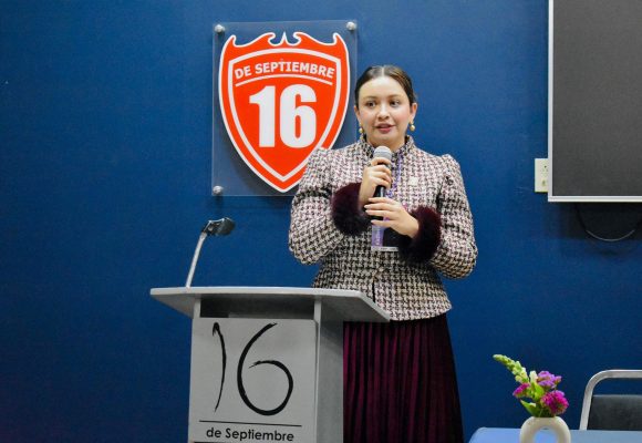 Participa Ayuntamiento en Parlamento Estatal de Mujeres Jóvenes