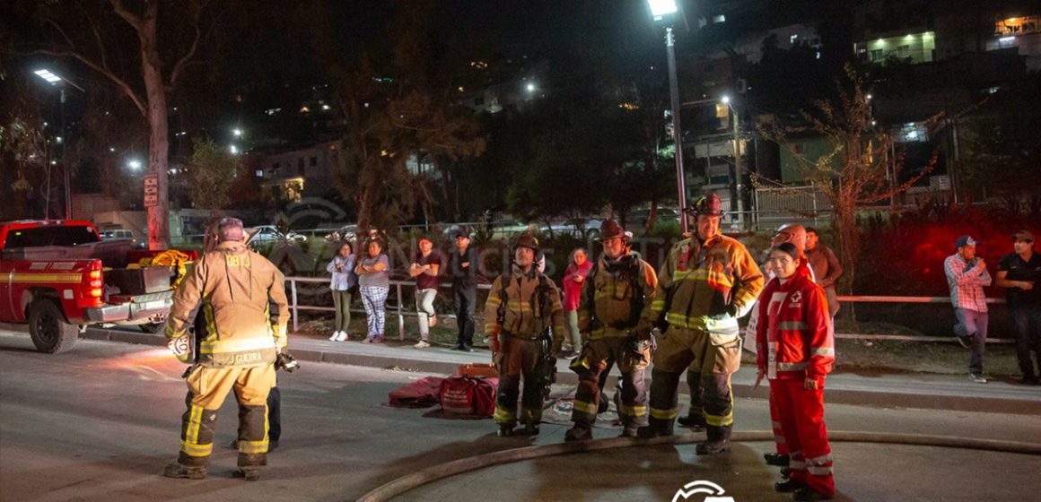 Dos incendios consumen seis viviendas en Camino Verde