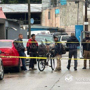 Mujer resulta herida de bala en la colonia Arenales B