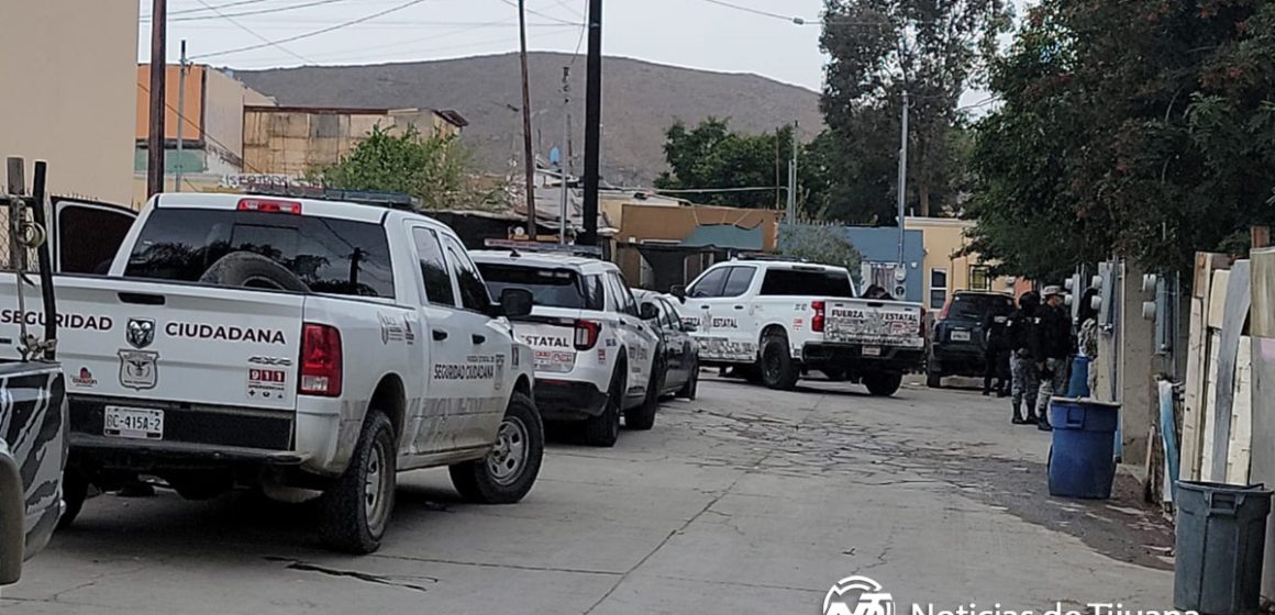 Atacan a balazos a agente de la FESC en Valle de las Palmas; hay dos lesionados