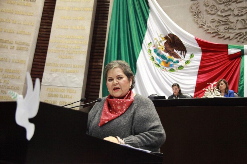 Evangelina Moreno rechaza uso de recursos públicos para promoción personal