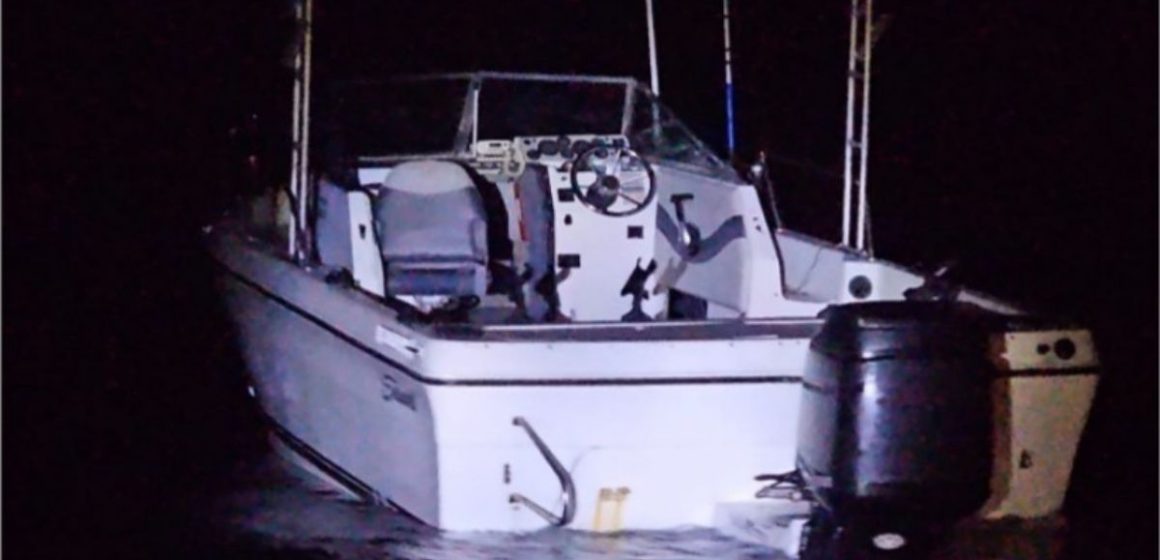 POrtada NDT (3) Embarcación de rescate de la Armada de México durante un operativo de auxilio marítimo frente a costas de Ensenada.