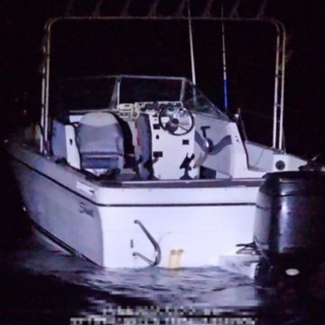 POrtada NDT (3) Embarcación de rescate de la Armada de México durante un operativo de auxilio marítimo frente a costas de Ensenada.