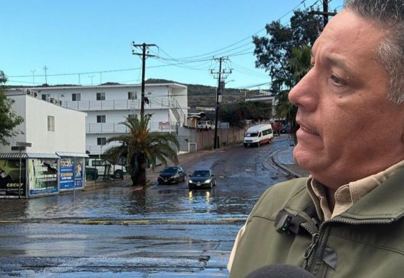 Las lluvias provocaron encharcamientos en diversas vialidades y la inundación de al menos nueve viviendas en la ciudad.