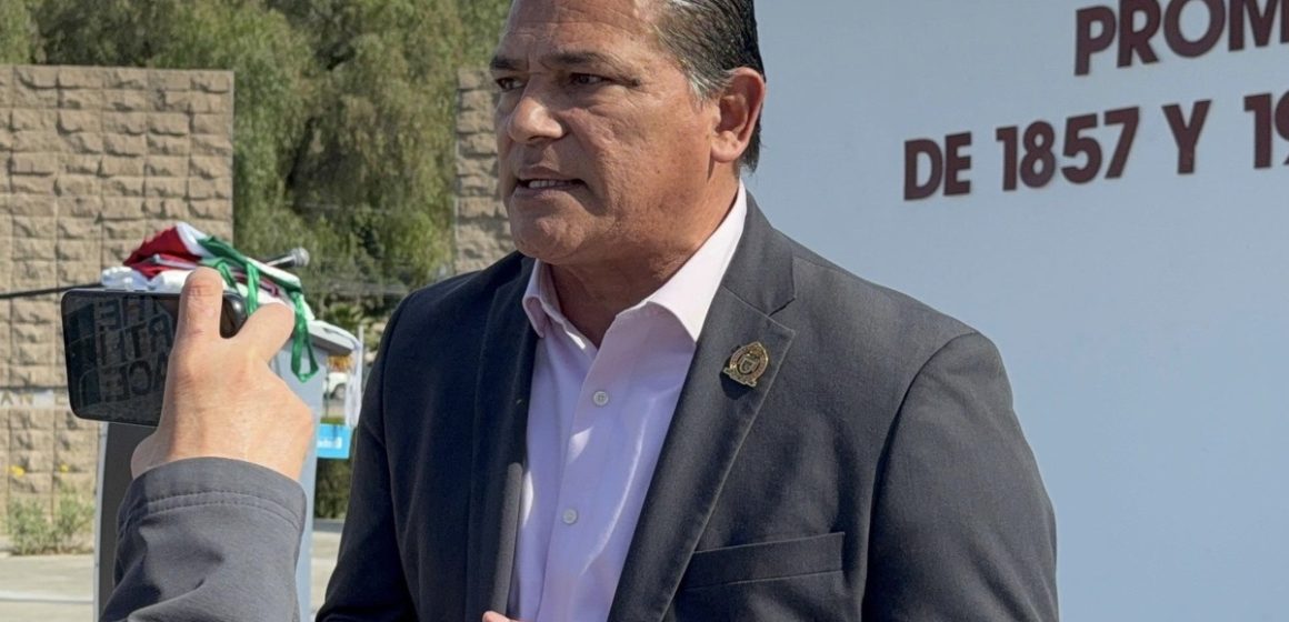 Arturo Aguirre llama a reforzar la soberanía y el respeto a las instituciones en el marco del Día de la Constitución