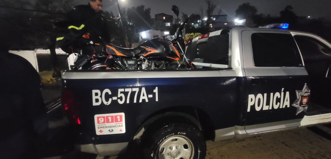 Motocicleta es arrastrada por la corriente en el Cañón del Pato; repartidor resulta ileso