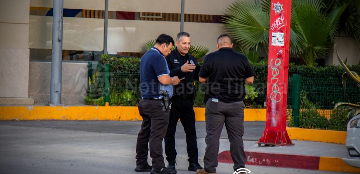Agente de la Policía Municipal es lesionado con arma blanca en Barcelona