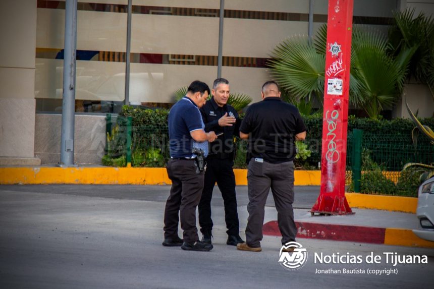 Agente de la Policía Municipal es lesionado con arma blanca en Barcelona