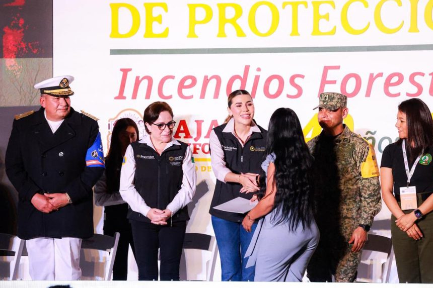 BC lidera reunión nacional para prevenir incendios forestales