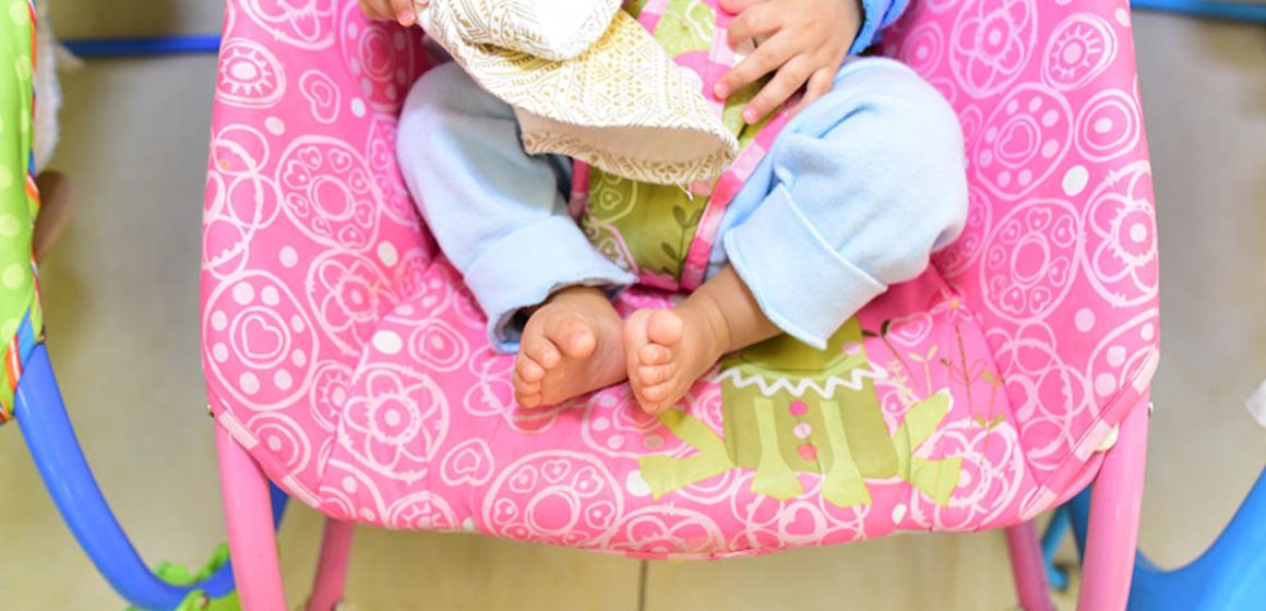 DIF Baja California presenta a niño con familia en proceso de acogimiento preadoptivo