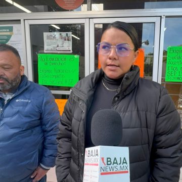 xcd Exigen padres y alumnos de diversas secundarias maestros y pagos pendientes del SEE